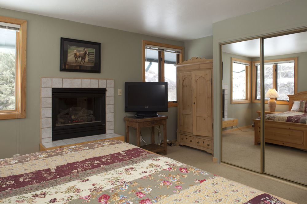 Tamarack Townhomes - Coraltree Residence Collection Snowmass Village Exterior photo